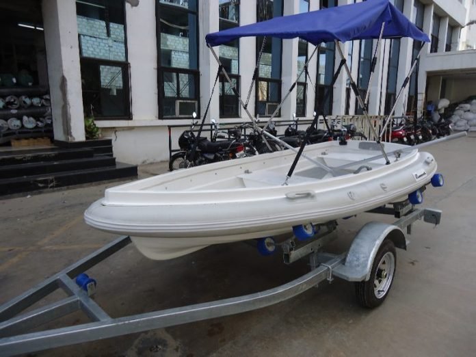 fiberglass boat small 3.1 meters